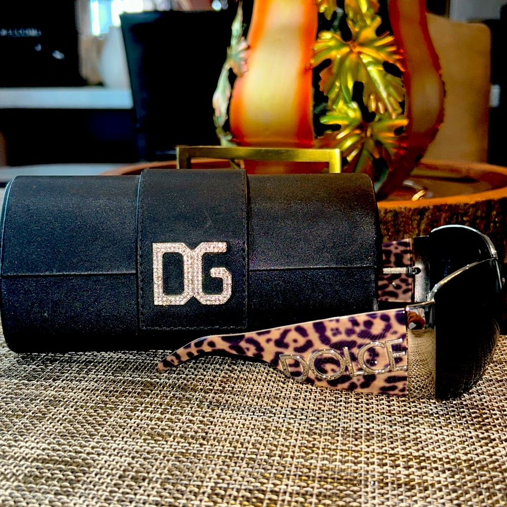 Dolce & Gabanna aviators